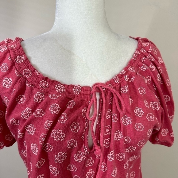 Susan Lawrence sz med top boho style in a Cotten blend. The color is a salmon - Picture 2 of 15